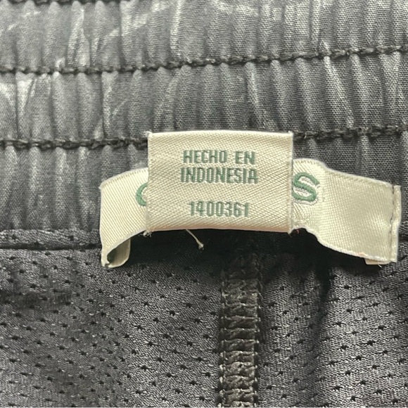 Orvis Black Rose Embossed Print Golf Skirt/Skort Sz Small - Picture 13 of 13